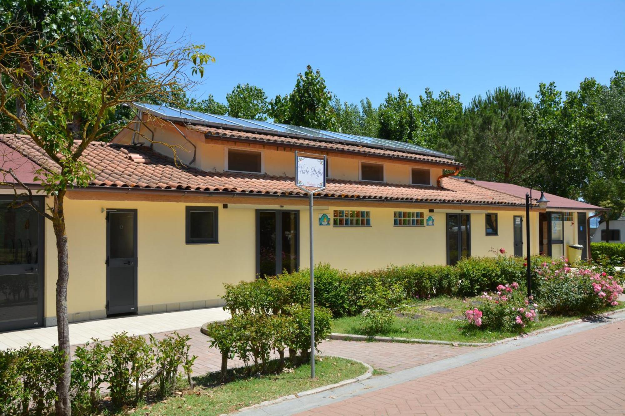 Camping Badiaccia Village Кастильоне дел Лаго Екстериор снимка
