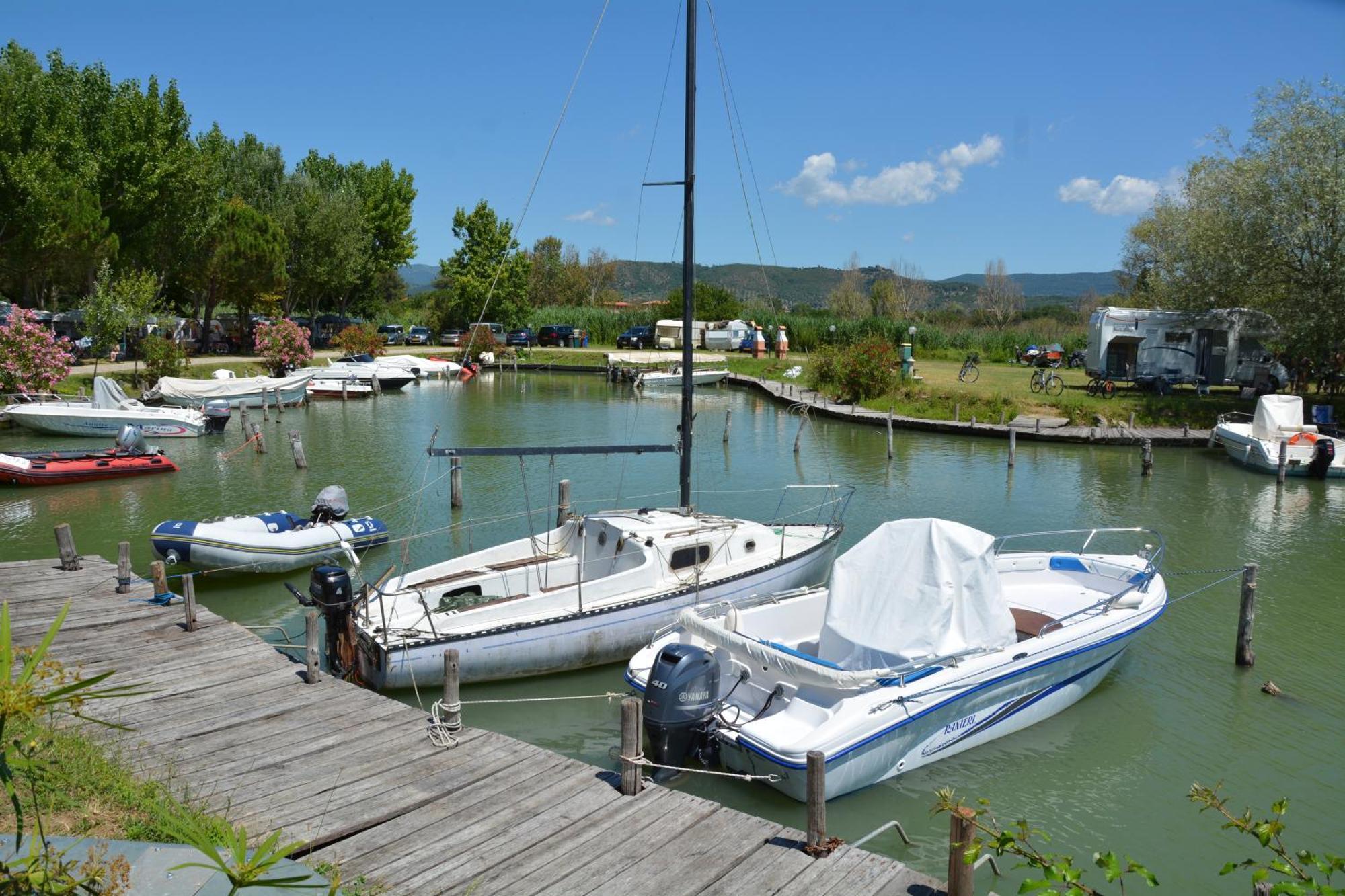 Camping Badiaccia Village Кастильоне дел Лаго Екстериор снимка