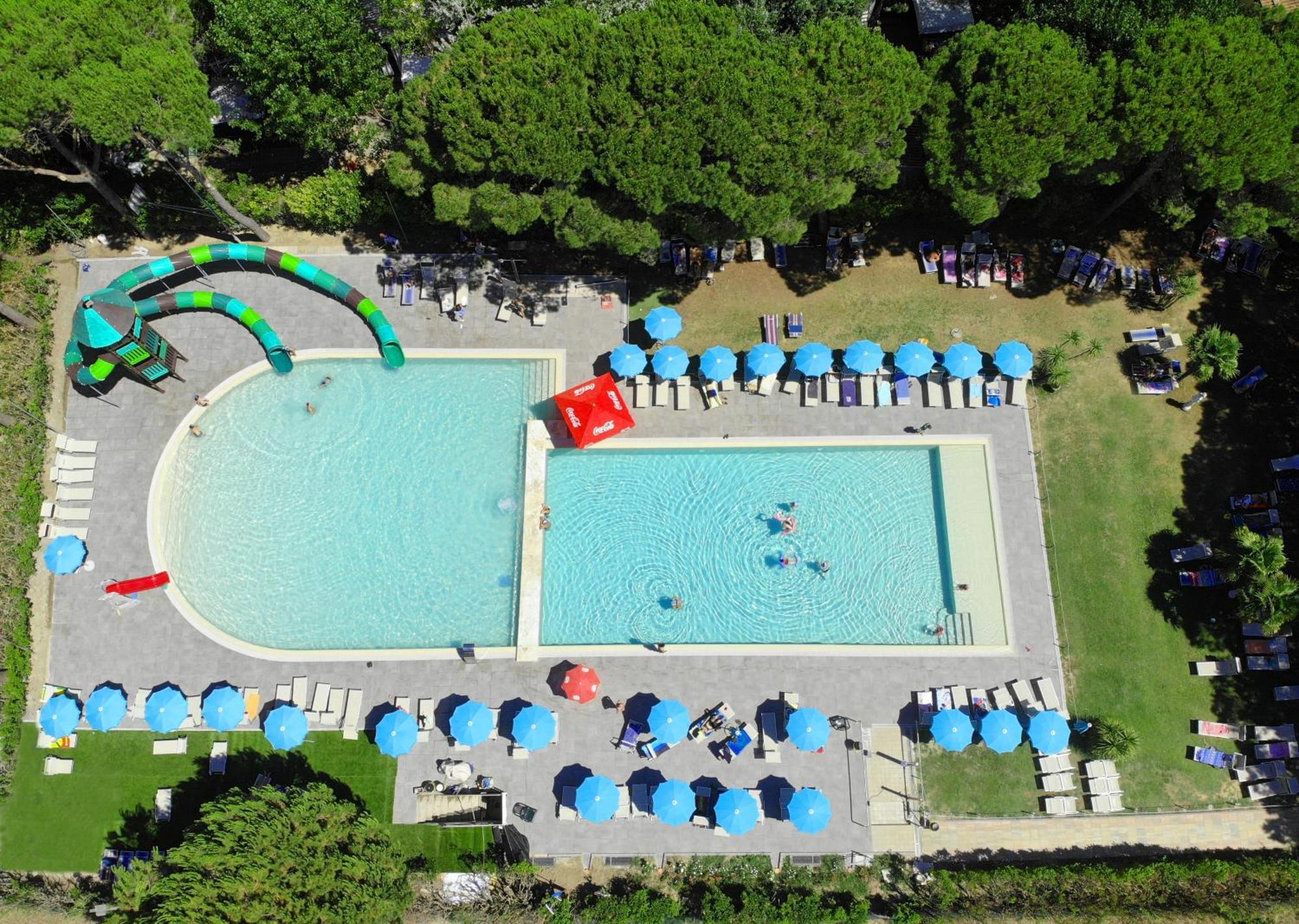 Camping Badiaccia Village Кастильоне дел Лаго Екстериор снимка